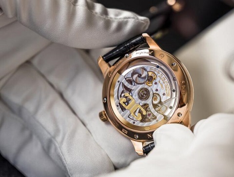 浪琴手表轴断了要多少钱维修（浪琴手表动力不足）