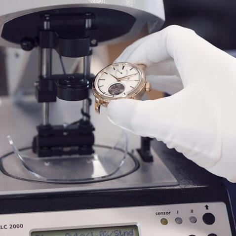 浪琴手表维修服务中心（浪琴抛光修复磨损）